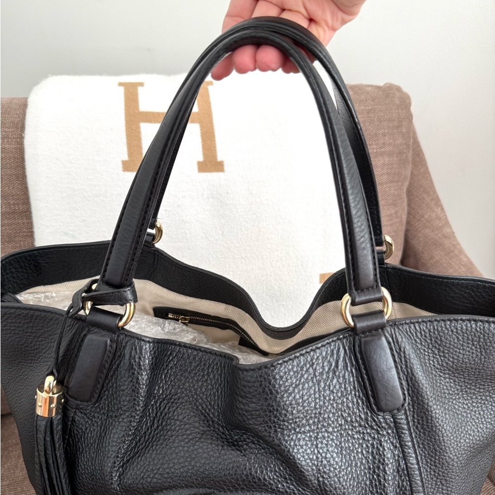 Gucci authentic SoHo shoulder bag tote black leather medium tassels - Picture 6 of 16